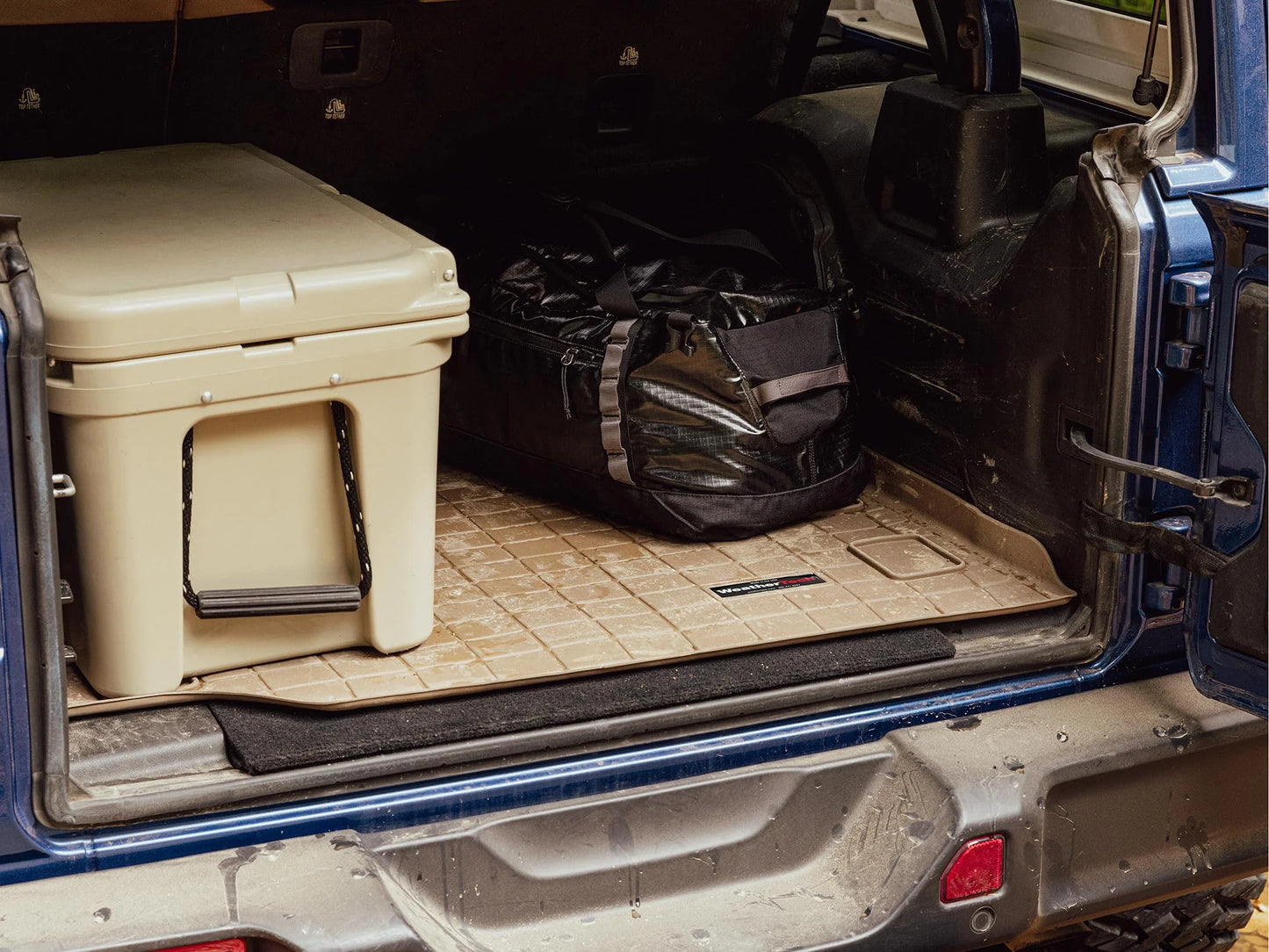 Tech Cargo Trunk Liner with Bumper Protector Fitting with 2015-2019 Subaru Outback - Behind 2nd Row Seating With Bumper Protector, Tan