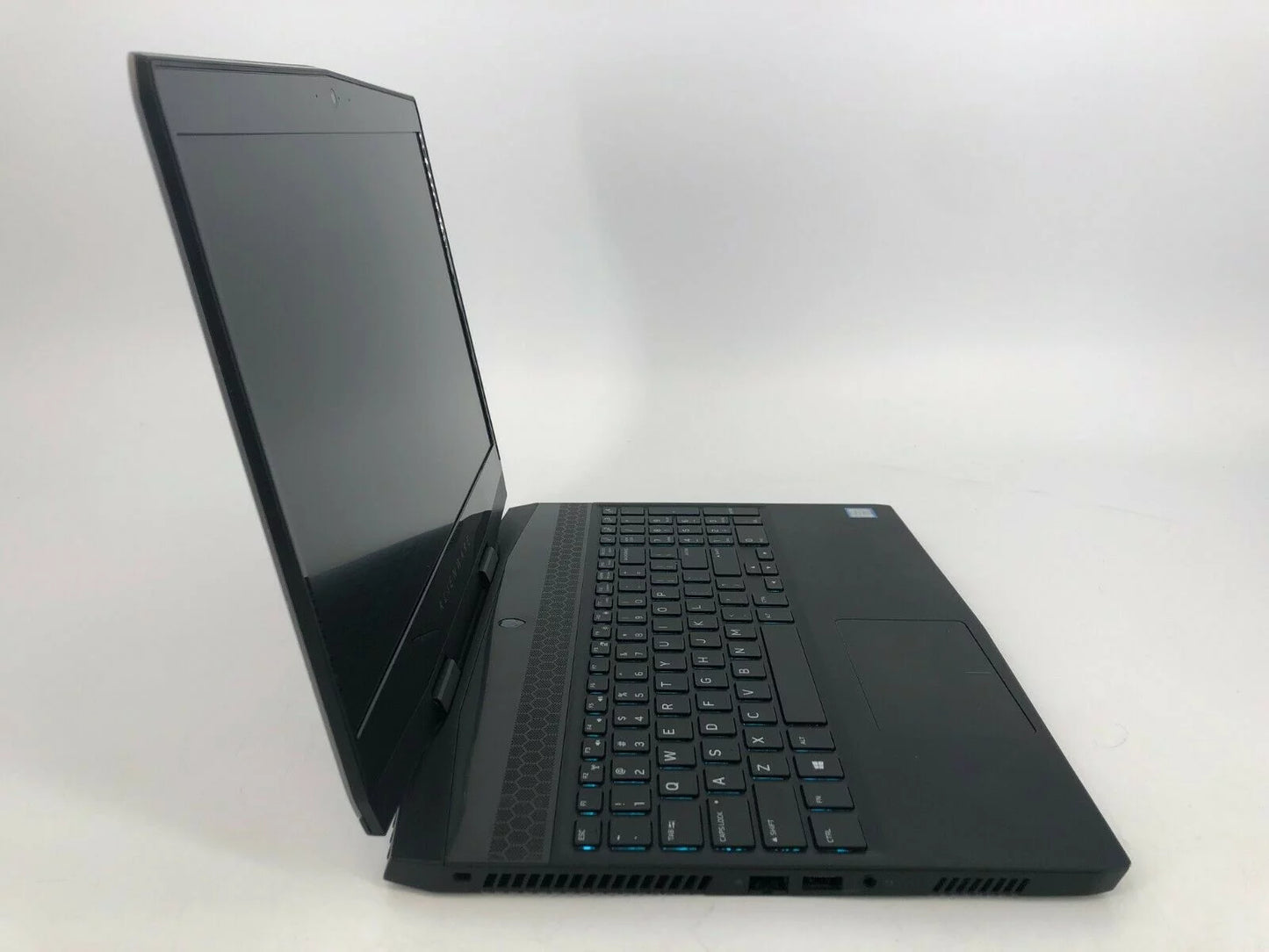 Used Alienware m15 R1 15" FHD 143Hz 2.6GHz i7-9750H 32GB 1TB SSD - RTX 2070 Max-Q 8GB