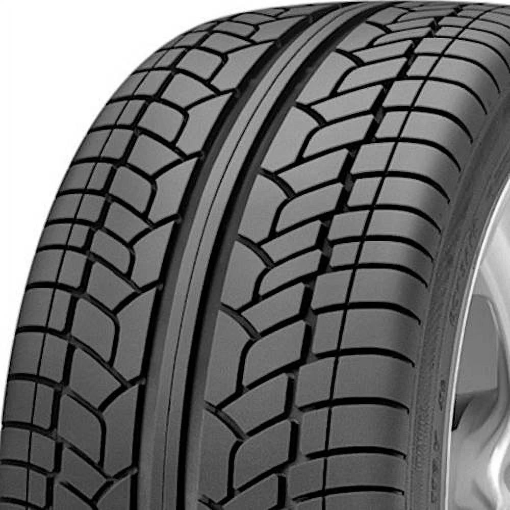 Achilles Desert Hawk UHP High Permance Tire - 285/50R20 104V